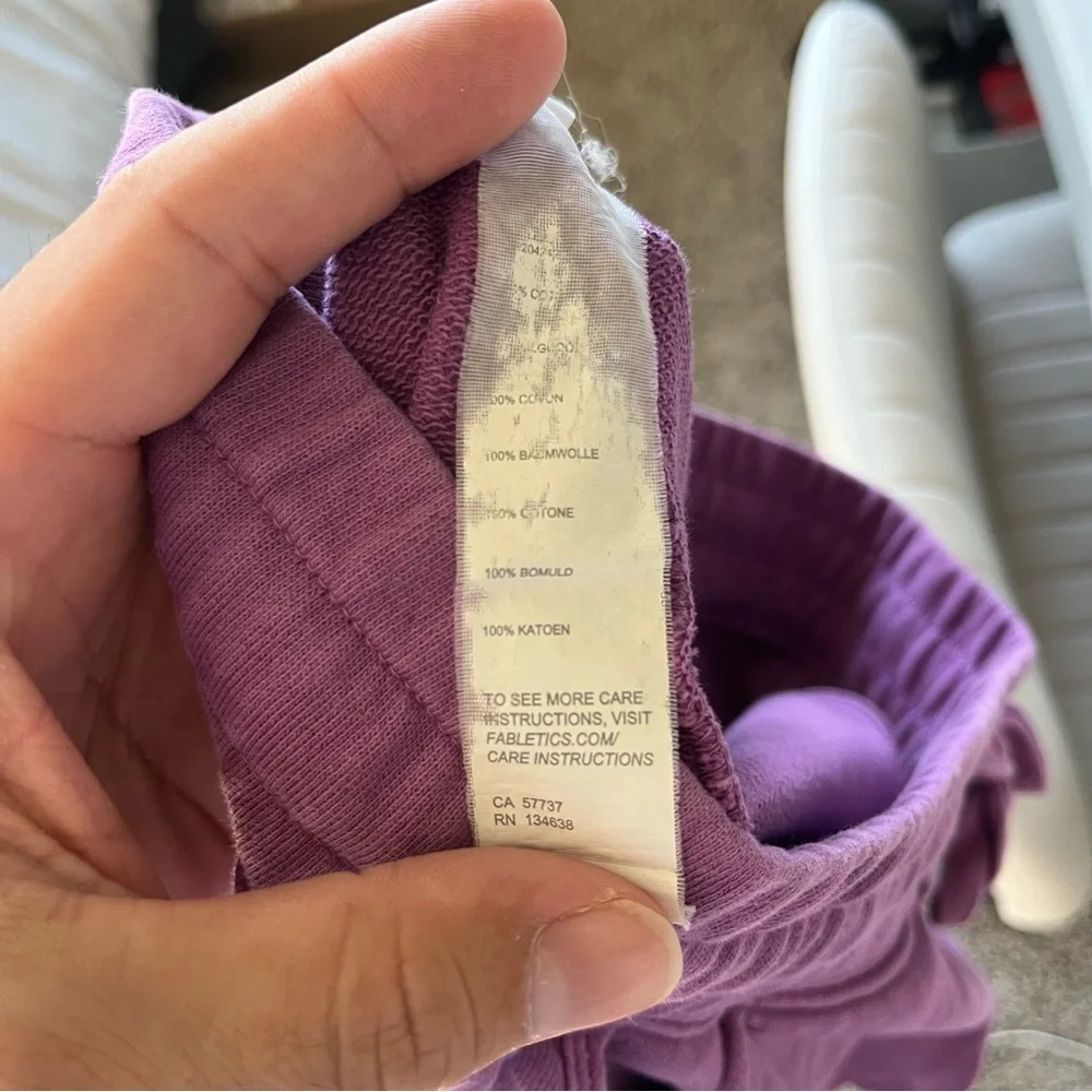 Fabletics Shorts - Picture 4 of 4